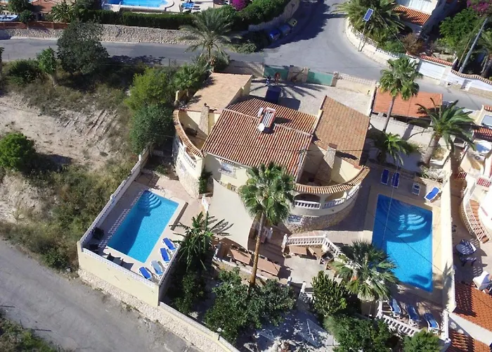 Romeo 4* Calp