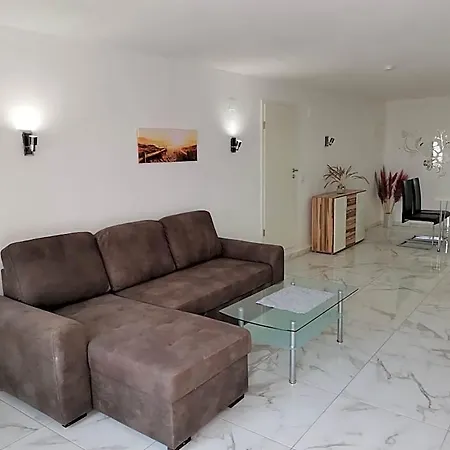 Romeo 4* Calp