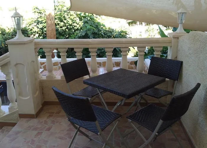 Romeo 4*