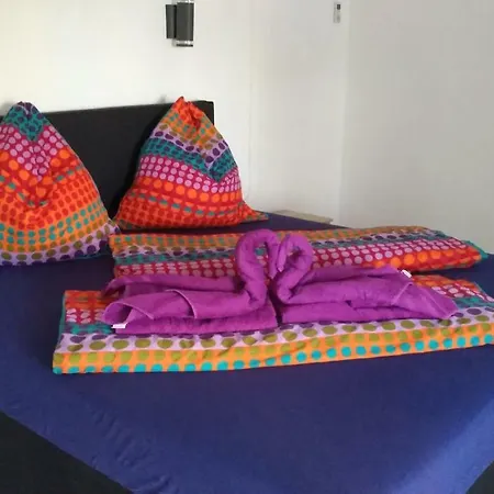 Romeo 4* Calp